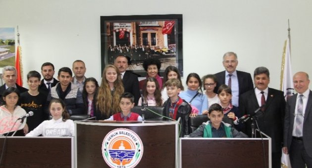 Çocuk Meclisi Önemli Kararlara İmza Attı