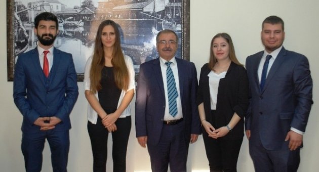 Çomü’lü Öğrencilerden Başkan Özacar’a Ziyaret