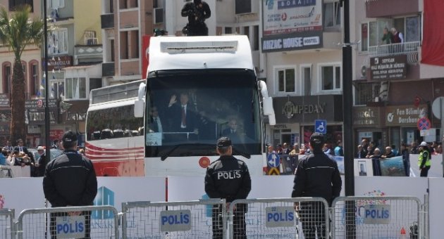 Cumhurbaşkanı Erdoğan Cuma Namazını Kilitbahir’de Kıldı
