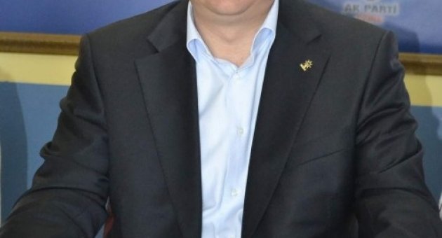 Daniş’ten Rektör Acer’e Kutlama