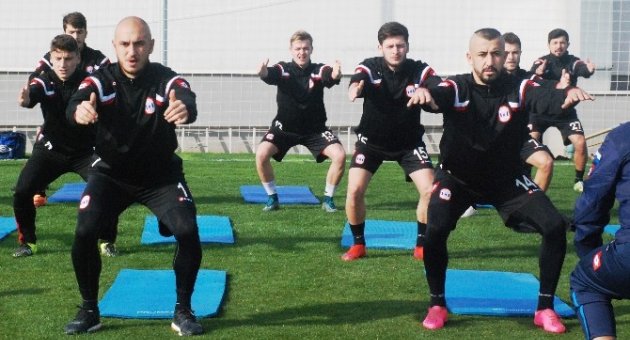 Dardanelspor Antalya Kampı Başladı