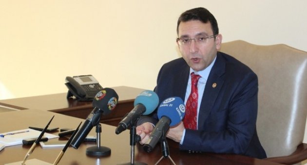 Davutoğlu’nun Başdanışmanı İzmir Başbakanlık Ofisinde