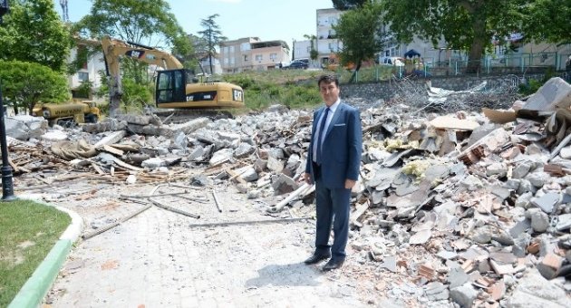 Demirtaş’a Modern Meydan