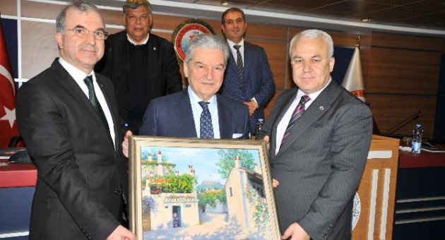 Demirtaş’tan Muğlalı İş Adamı Hemşerilerine Tavsiyeler