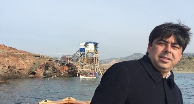 Denize Açılan Başkan Demirağ Balıkçılarla Ağ Topladı