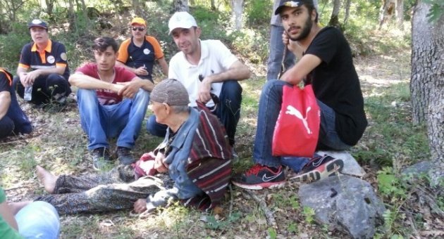 Dere İçinde Bulunan Yaşlı Kadına Belediye Sahip Çıktı