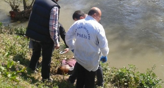 Derede Kadın Cesedi Bulundu