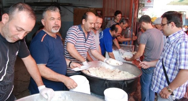 Dev Bayrak Altında Birlik Hayrı
