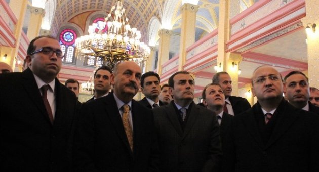 Devlet Erkanı, Musevi Cemaati’nin Hanuka Bayramı’nı Kutladı
