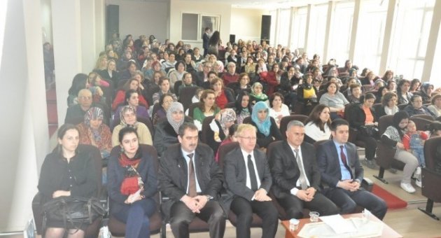 Dijital Öğrenme Semineri Düzenlendi