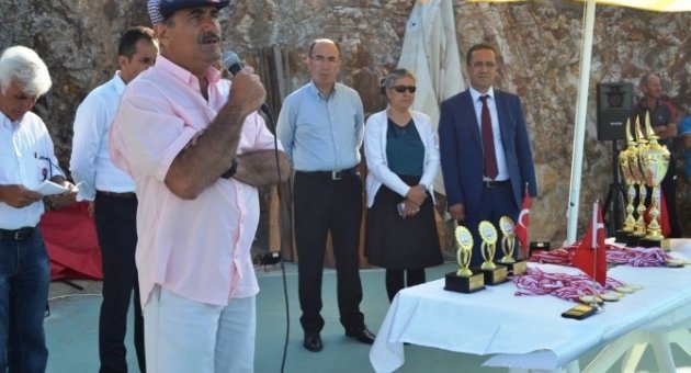 Dingi Sporcuları Ödüllerine Kavuştu