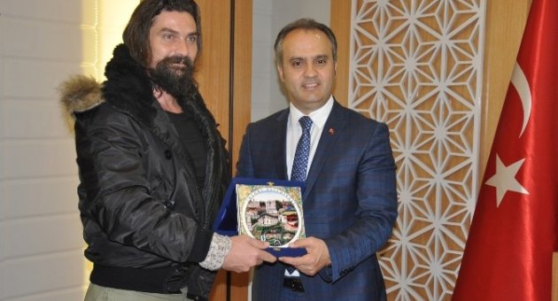 Diriliş Ekibine Mehterli Karşılama