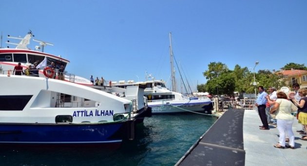 Dış Körfeze Yayılan İzmir Büyükşehir’in İlk Seferi Foça