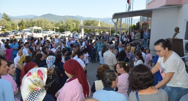 Doktorlar Sizlerden Kendilerini Anlayan Yürekler İstiyor