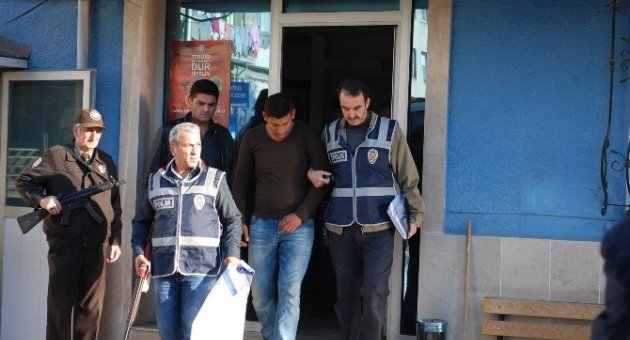 Düğün Karıştı, Biri Sivil Polis 16 Kişi Yaralandı