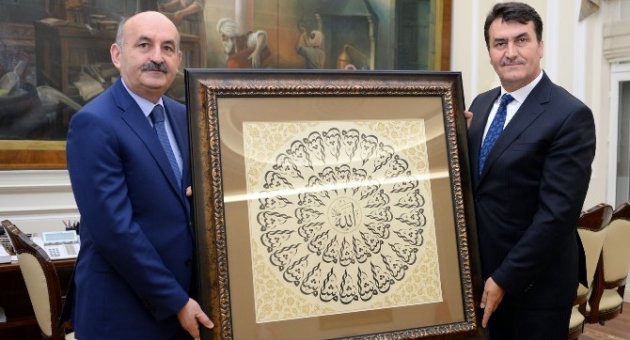 Dündar’dan Müezzinoğlu’na “41 Kere Maşallah”