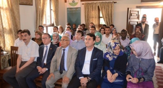 Dündar’dan Yabancı Öğrencilere Diploma