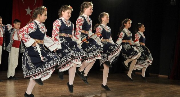 Dünya Çocukları Karşıyaka’da Buluşacak