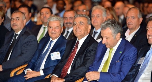 Dünya Turizmcileri İzmir’de Buluştu