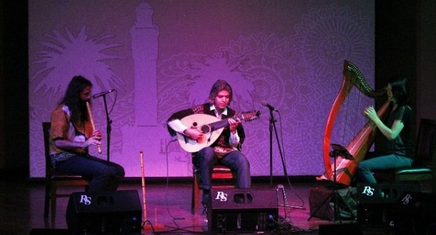 Dünyaca Ünlü Müzik Grubu İzmir’de