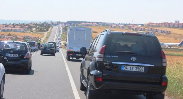 Duyarsız Sürücüler Kazalara Davetiye Çıkarıyor
