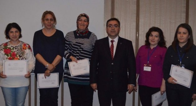Ebe Ve Hemşirelere Doğum Bilgisi Eğitimi