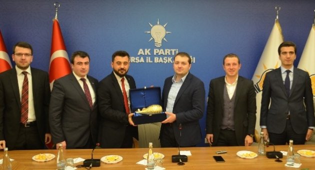 Ecertaş: "bursa Gençlik Teşkilatları Üzerine Düşen Görevi Yapıyor"