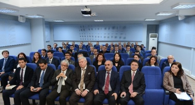 Edirne Valiliği Hizmet İçi Eğitim Seminerlerine Devam Ediyor
