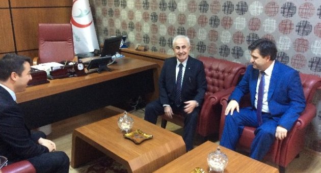 Edirne Valisi Dursun Ali Şahin, İl Sağlık Müdürlüğü Ve Kamu Hastaneler Birliğini Ziyaret Etti