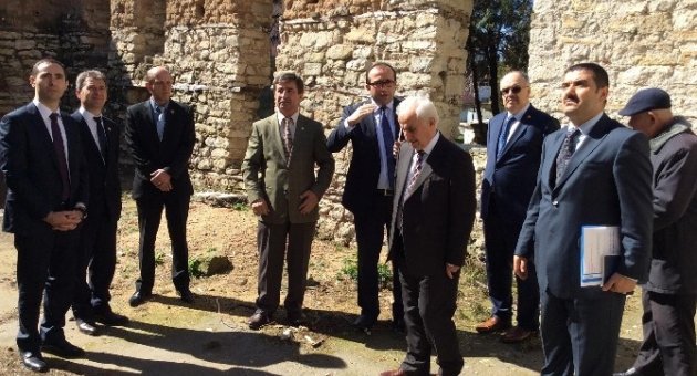 Edirne Valisi Şahin, Uzunköprü’deki Tarihi Eserlerde İncelemelerde Bulundu