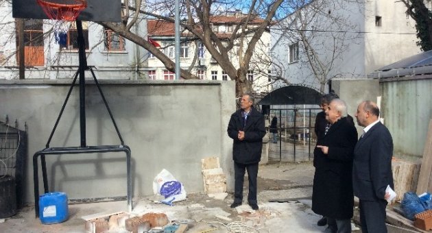 Edirne Valisi Şahin, Yapımı Devam Eden Kuran Kursunda İncelemelerde Bulundu