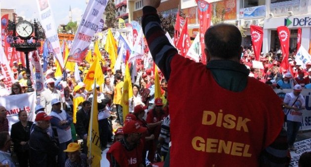 Edirne’de 1 Mayıs İşçi Bayramı Coşkuyla Kutlandı