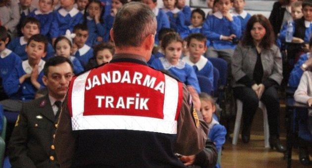 Edirne’de ’iyi Dersler Şoför Amca’ Projesi Hayata Geçirildi