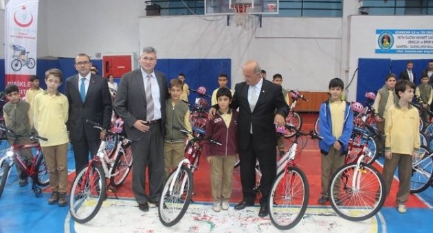 Edirne’de Okullarda Obeziteye Bisikletli Savaş