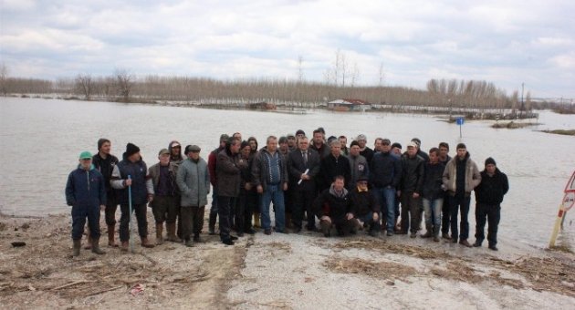Edirne’de Sel Esareti Yaşamaya Devam Eden Bosna Köy Halkı Yardım İstiyor