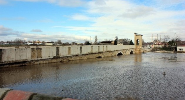Edirne’de Sel Sonrası Temizlik Çalışmaları Sürüyor