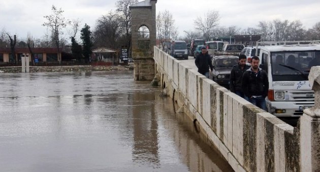 Edirne’de Tarihi Köprüler Aydınlatılacak