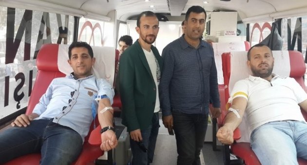 Edremit Ak Parti’den Kan Bağışı