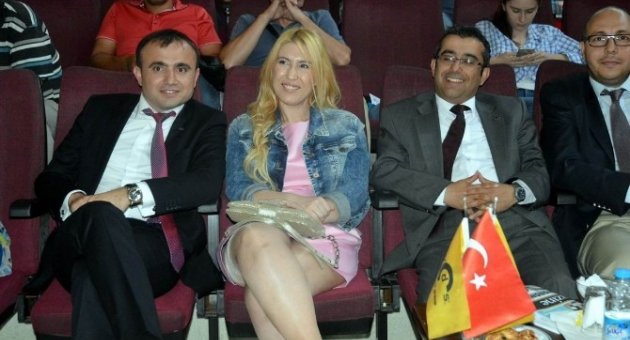 Edremit Yds Academy Öğrencilerinin Sertifika Heyecanı