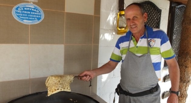 Edremit’de Emekli Turizmci Köy Gözlemecisi Oldu