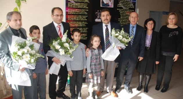 Edremit’te 22 Bin Öğrenci Karne Aldı