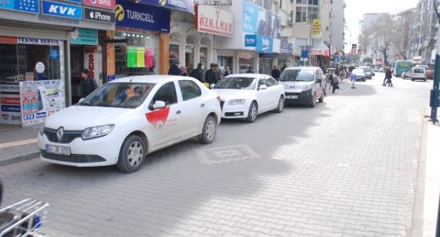 Edremit’te Parkomat Uygulamasına Son Verildi
