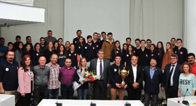 Efem Halk Oyunları Topluluğu Şampiyon Oldu