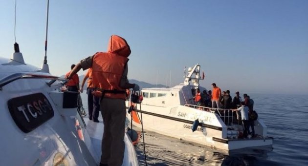 Ege Denizi’nde Bin 876 Kaçak Göçmen Kurtarıldı