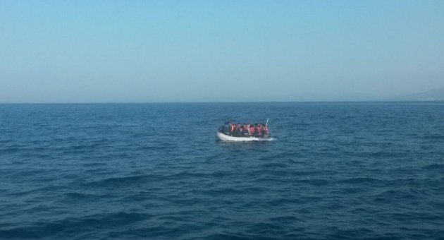 Ege Denizinde Kaçak Sığınmacılara Göz Açtırılmıyor
