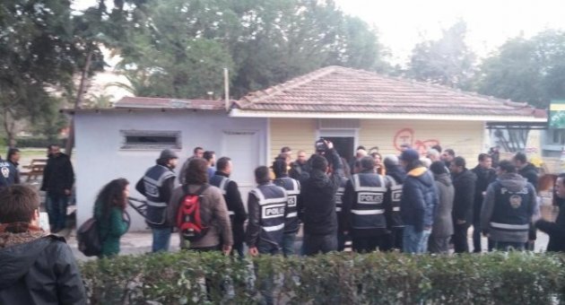 Ege Üniversitesi’nde Karşıt Görüşlü Öğrenciler Arasında Kavga: 2 Ağır Yaralı