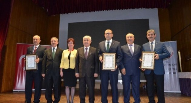 ’eğitim Ve Öğretimde Yenilikçilik Ödülleri’ Sahiplerini Buldu