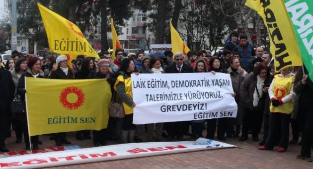 Eğitim-sen Tekirdağ Şubesi Bir Gün İş Bıraktı