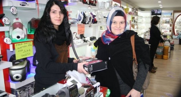 Ekonomik Kriz 14 Şubat’ı Da Vurdu