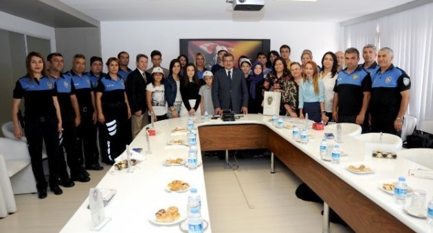 Emniyetten Öğrencilere Ödül